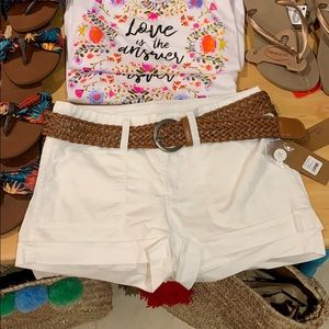 Cotton white belted shorts